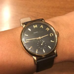 Black and gold Marc Jacob watch!!